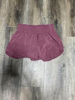 Lululemon Tracker Short Lined Running Gym Athletic Mauve 6